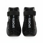 ⚽【High-strength Material】This soccer shin guards are made of high quality PE material with high strength, highly breathable with EVA sponge inside to give you great protection when playing soccer games.
