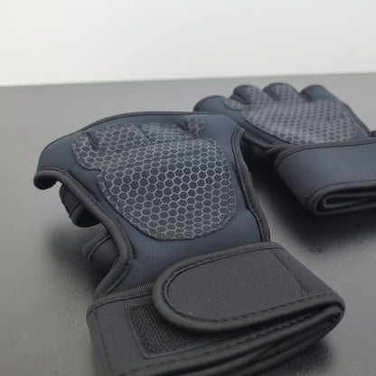 Under Armor Weightlifting Glove