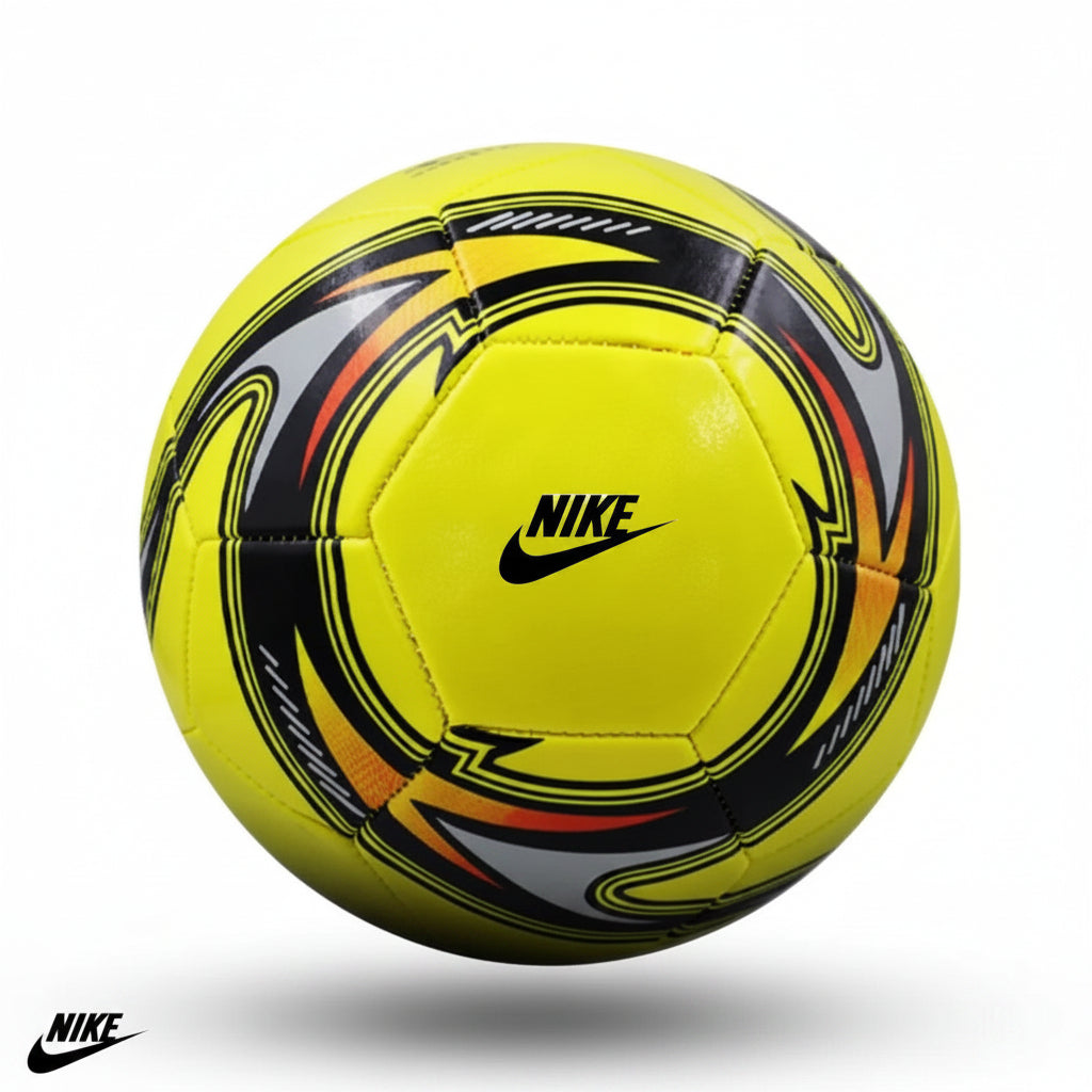 Nike football size 5 - كرة قدم