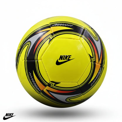 Nike football size 5 - كرة قدم